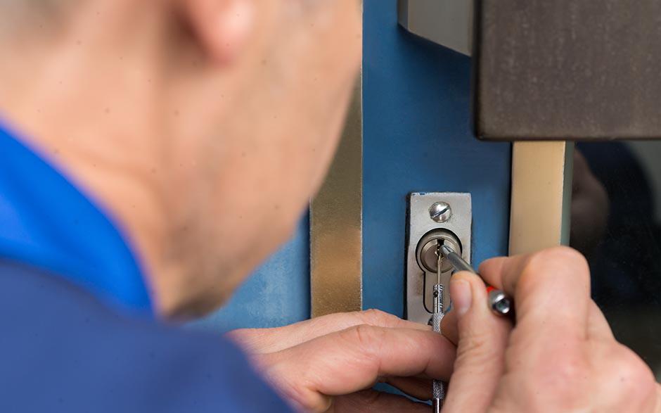 comment ouvrir une serrure de porte Nanterre